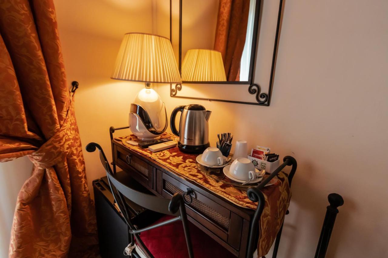 B&B Le Campane แฟร์รารา ภายนอก รูปภาพ